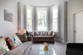 Hyde Park Delux 1 bed Bayswater
